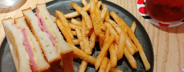 カフェ レクセル センター北YOTSUBAKO店