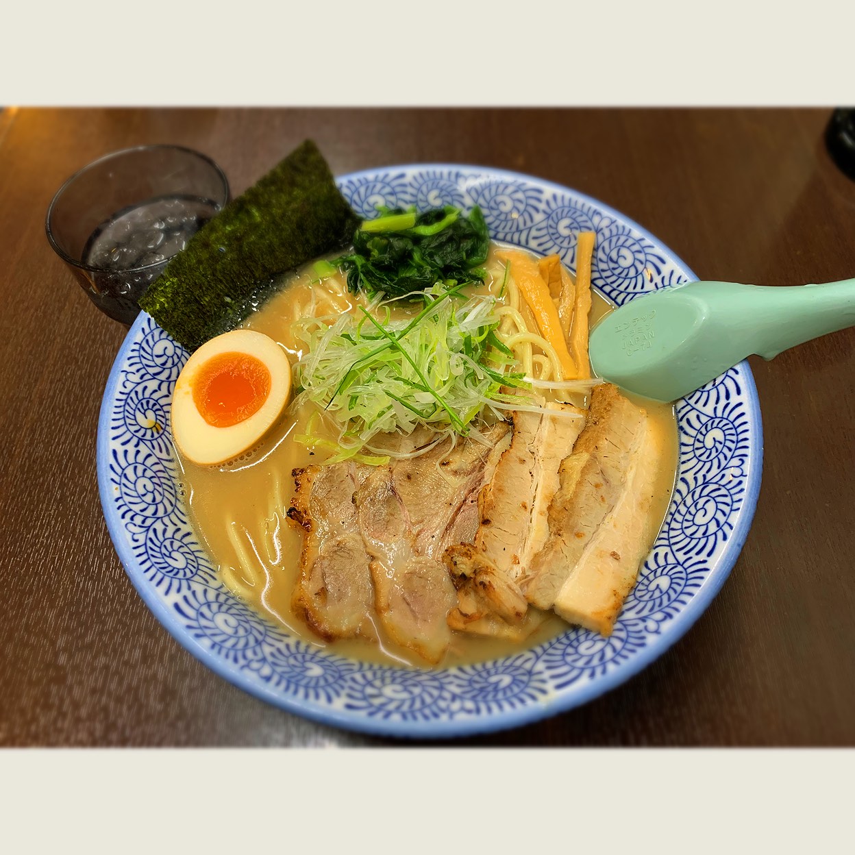 麺 屋 青山 本店