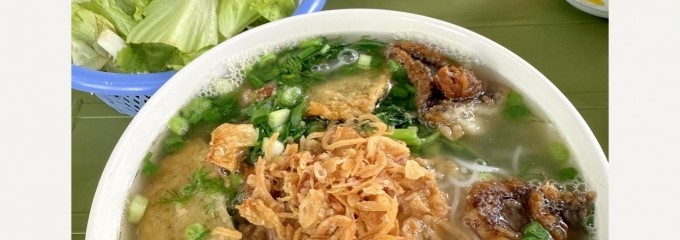 Bún cá măng chua cô Hạnh