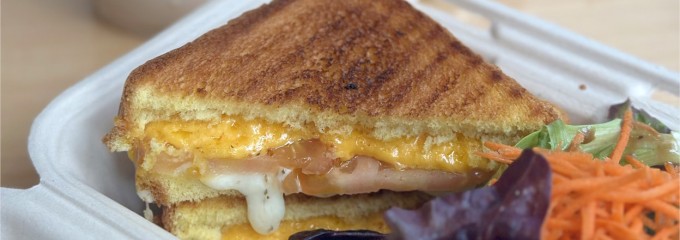 Nalu Health Bar & Cafe