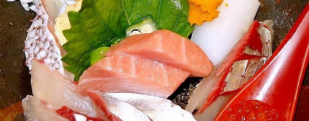 海鮮丼 魚◯亜紗