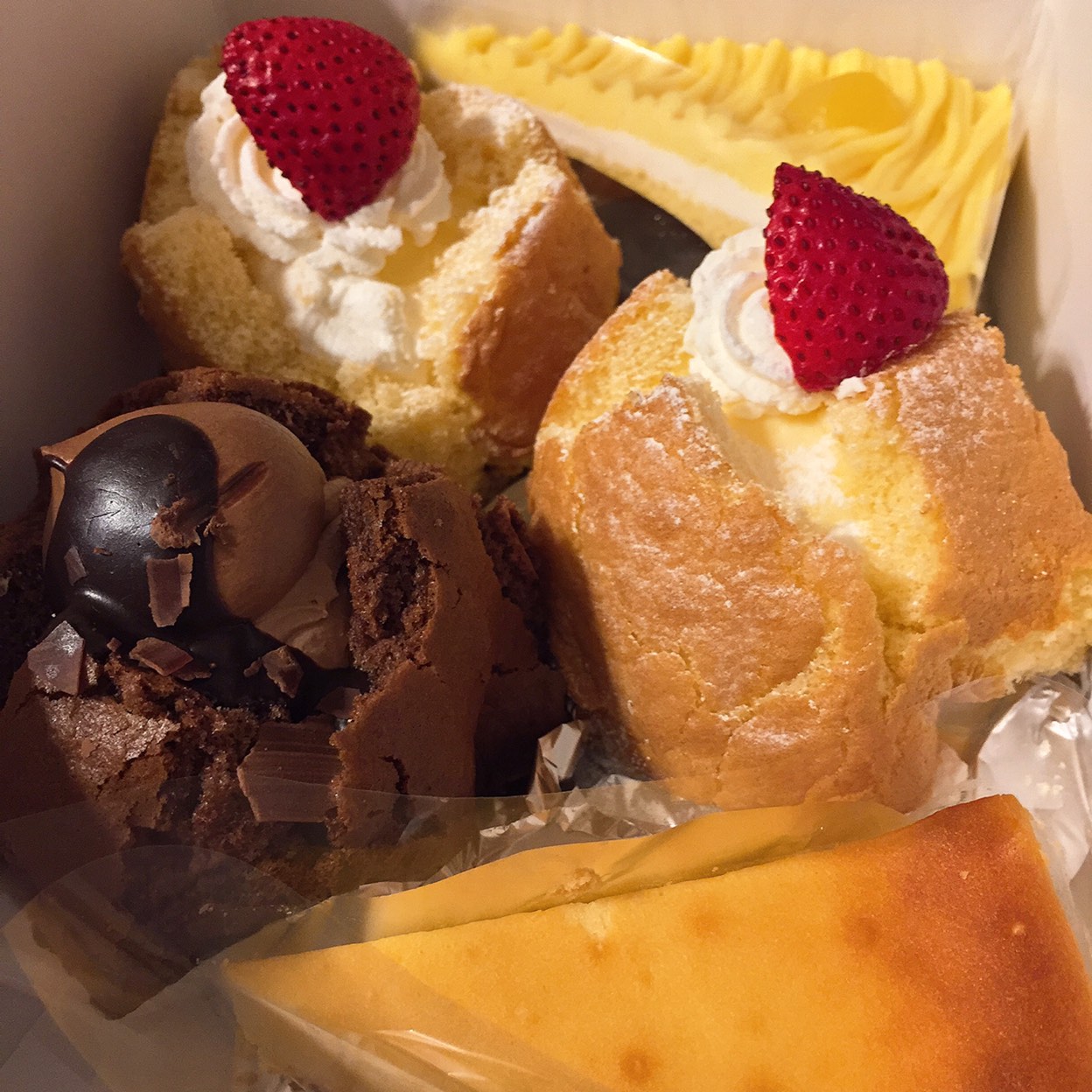 スイーツパラダイス ケーキショップ ヨドバシakiba店 秋葉原駅 ケーキ ドーナツ