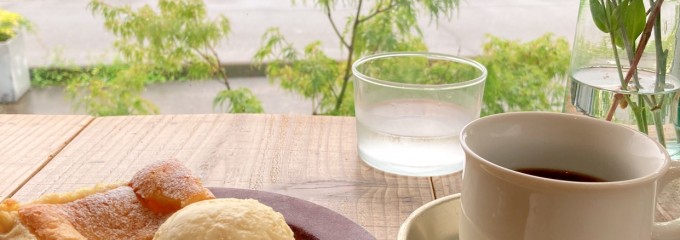 食事と図書 雨風食堂