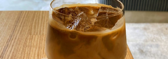 壹尺珈琲 - Ichishaku Coffee