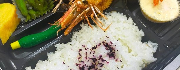 ろく水産(おさかな ろく)