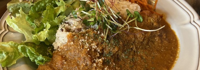 咖喱と甘味 ここか