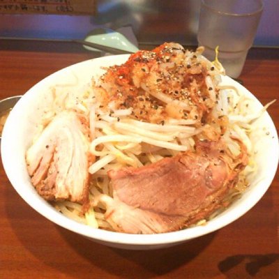 ラーメン荘 地球規模で考えろ 未来へ 茨木市駅 ラーメン