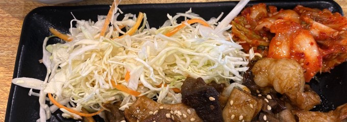 鉄板焼 博多 天神ホルモン マリンピア神戸店