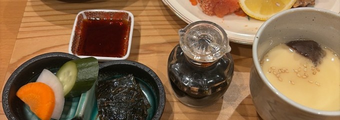 酒と肴の店 煤竹