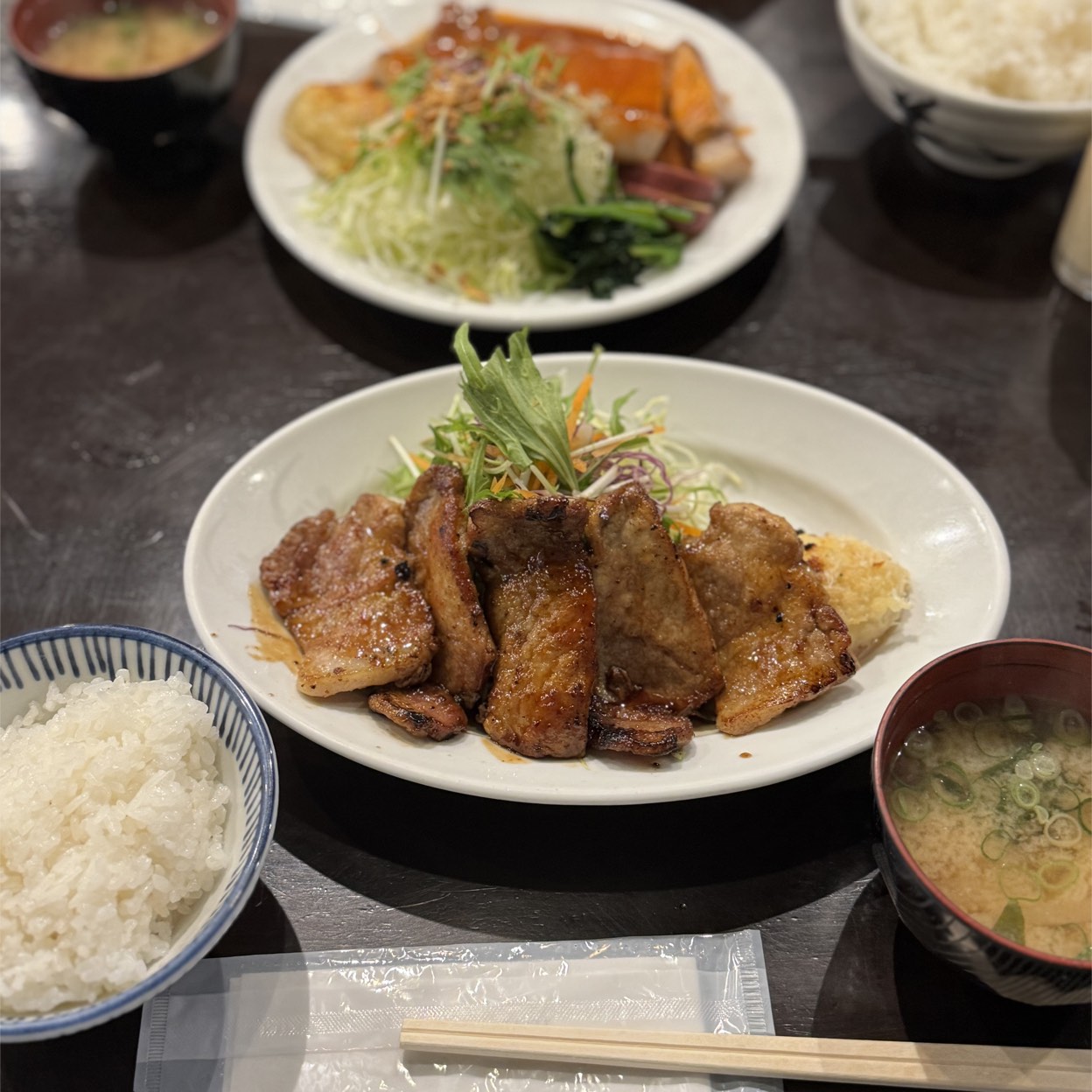 洋食 の 朝日