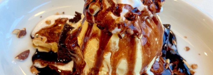ヴィクトリアステーション 静内店