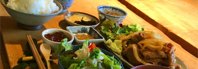 発酵食とオリジナル家具の複合施設 JOZU+