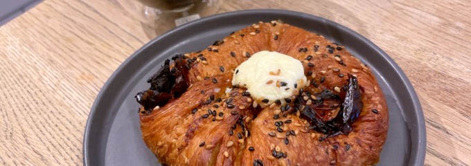 SAISON Bakery & Coffee