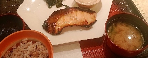 大戸屋 飯田橋店