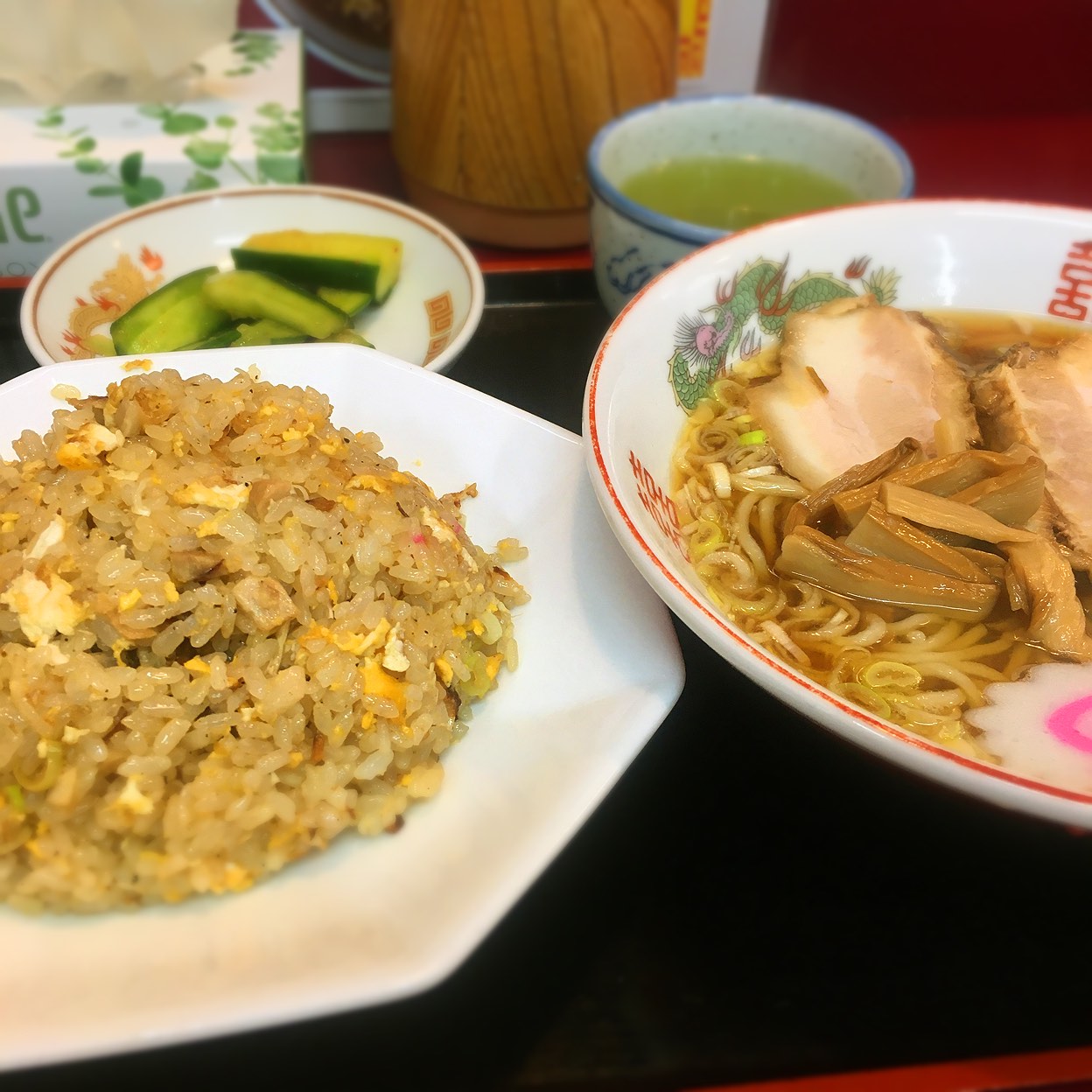 旨 一 食堂