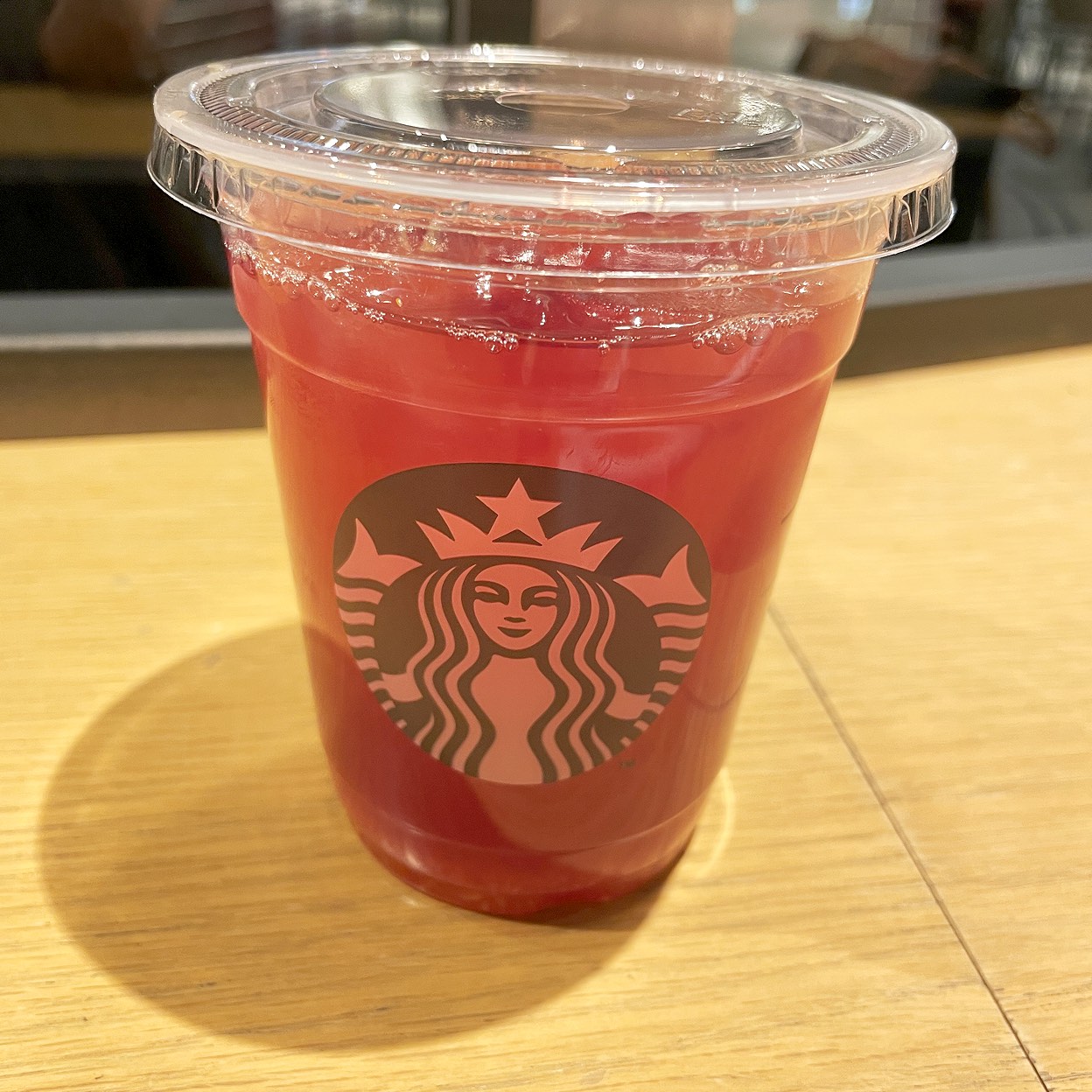 スタバコーヒー 赤 スターバックス・コーヒー 山王パークタワー店(赤坂・赤坂見附