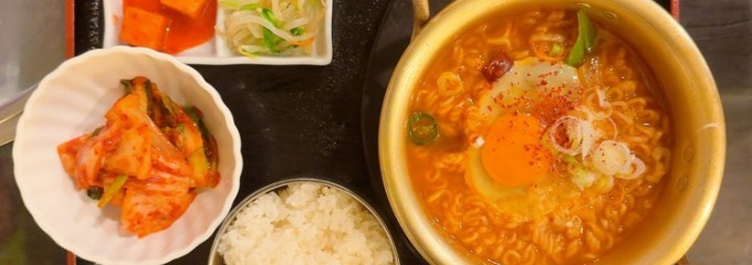 韓国料理 居酒屋 土房