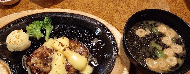 びっくりドンキー 本郷店