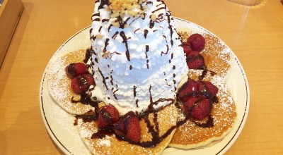 エッグスンシングス ザ パーク フロント ホテル店 ユニバーサルシティ駅 カフェ