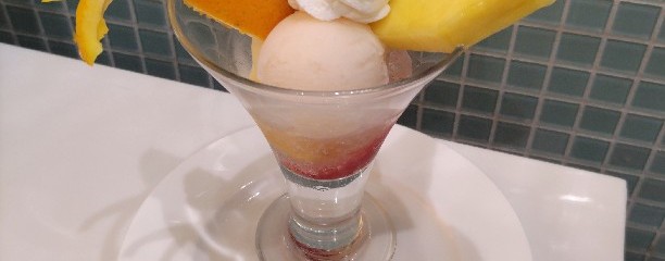 タカノフルーツパーラー 京急上大岡店
