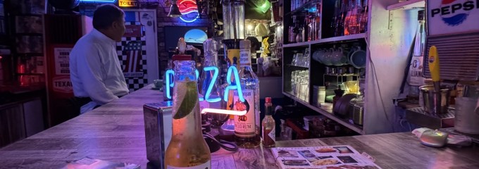 ダイアモンド ヘッド Diamondo Head 夜カフェ バー