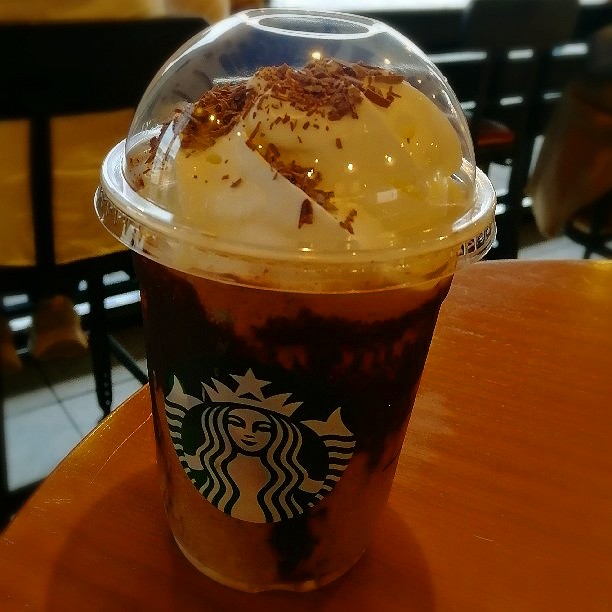 スターバックス コーヒー 神戸ハーバーランドumie店（Starbucks
