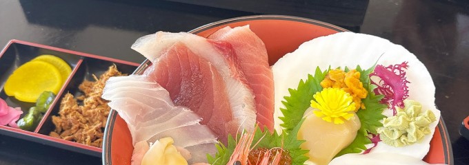 ヤマサ水産市場寿し海の駅店