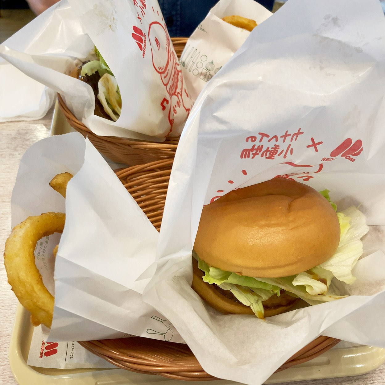 モスバーガー 上永谷 店