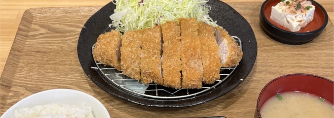 ロースカツ定食 修（しゅう）