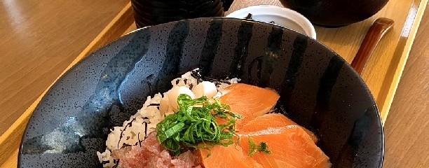 ココス秦野東店