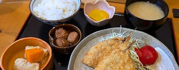 ごはん屋 おかん