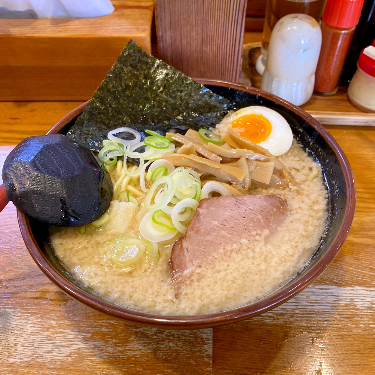 とんこつ らーめん こう 路
