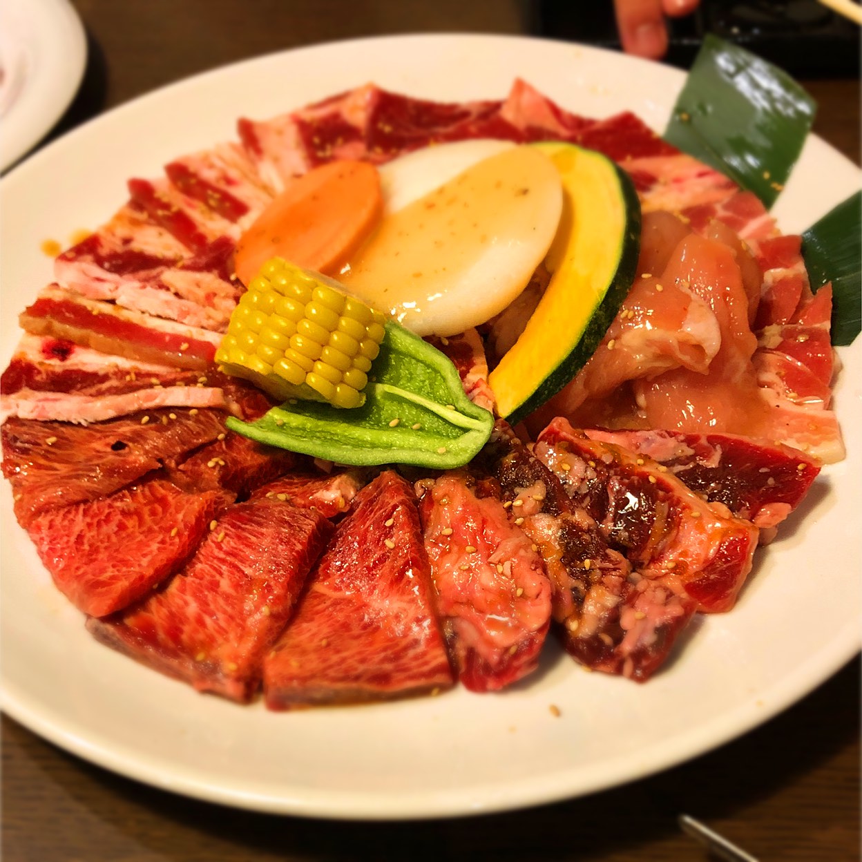 牛 繁 富士急 ハイ ランド 前 店