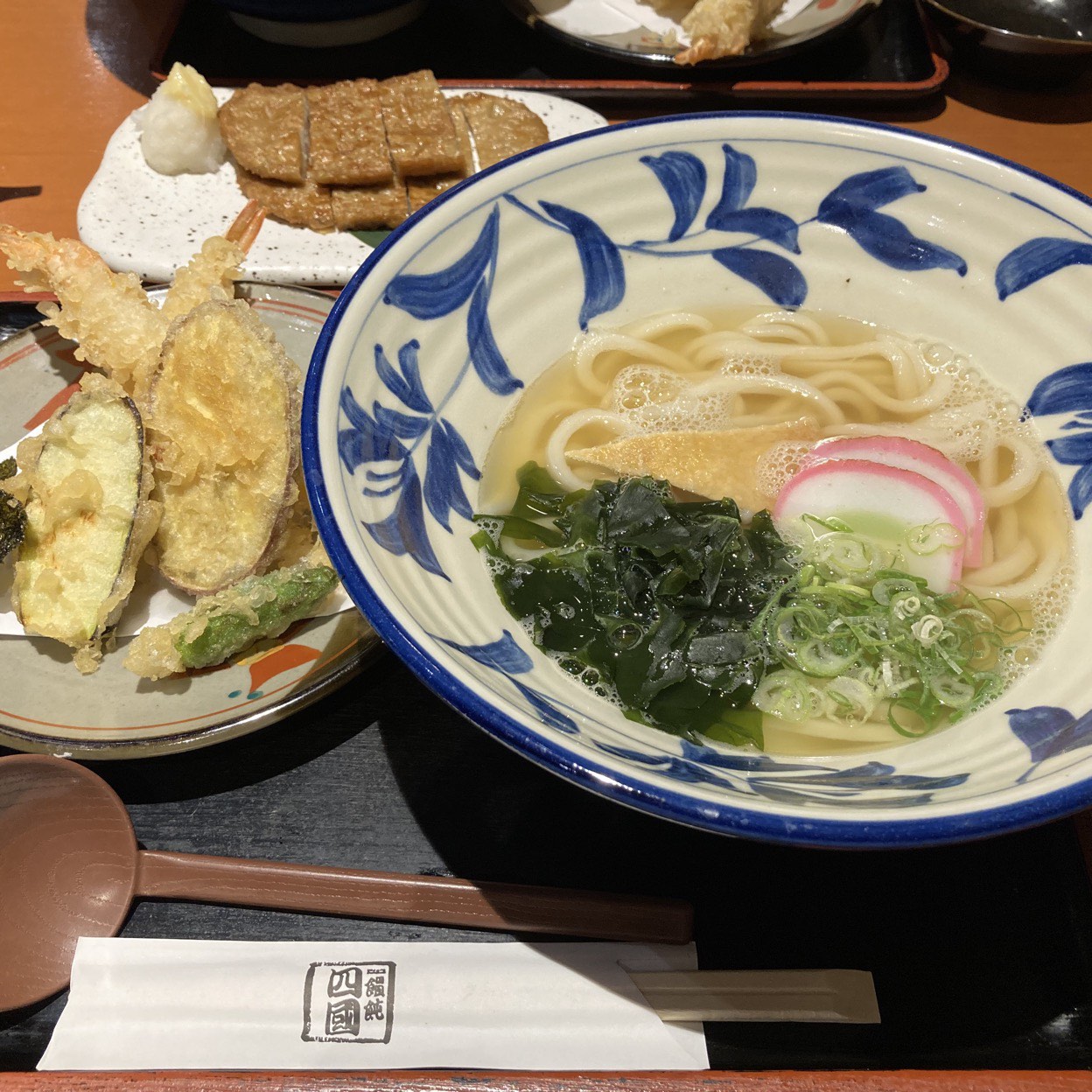 饂飩 饂飩 四國 さんプラザ店(三宮/和食) | ホットペッパーグルメ