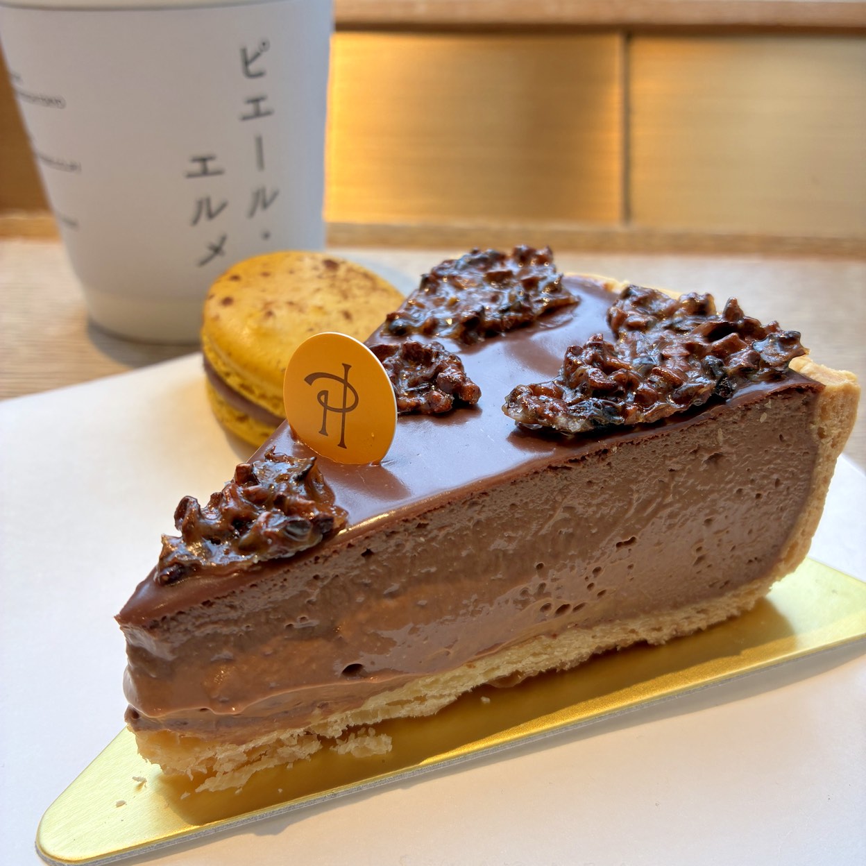 ピエール・エルメ・パリ 青山店 (原宿・表参道・青山/表参道/洋菓子)