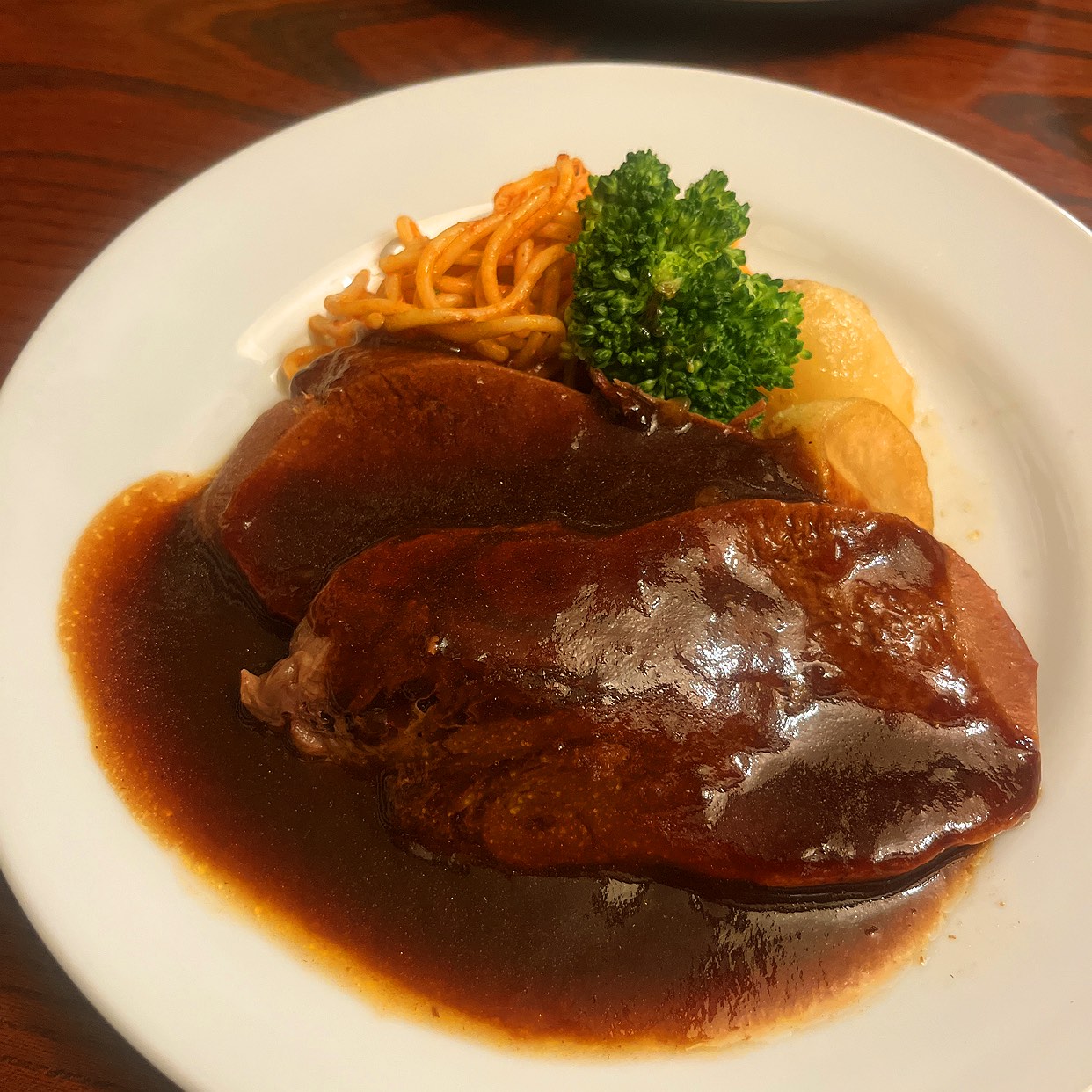 欧風 料理 もん
