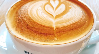 フラットホワイトコーヒーファクトリー 泉周辺 泉中央 カフェ