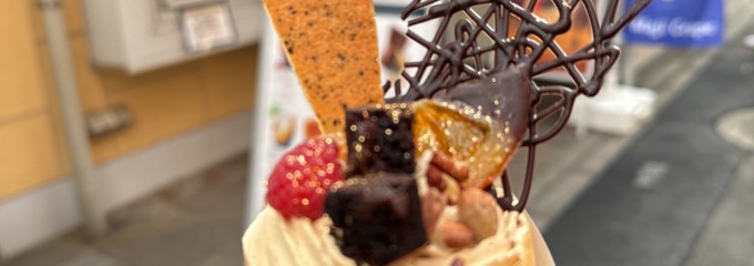 パティスリー スワロウテイル マジ クレープ 巣鴨
