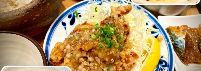 こめらく 海鮮ごはんと、唐揚げと。