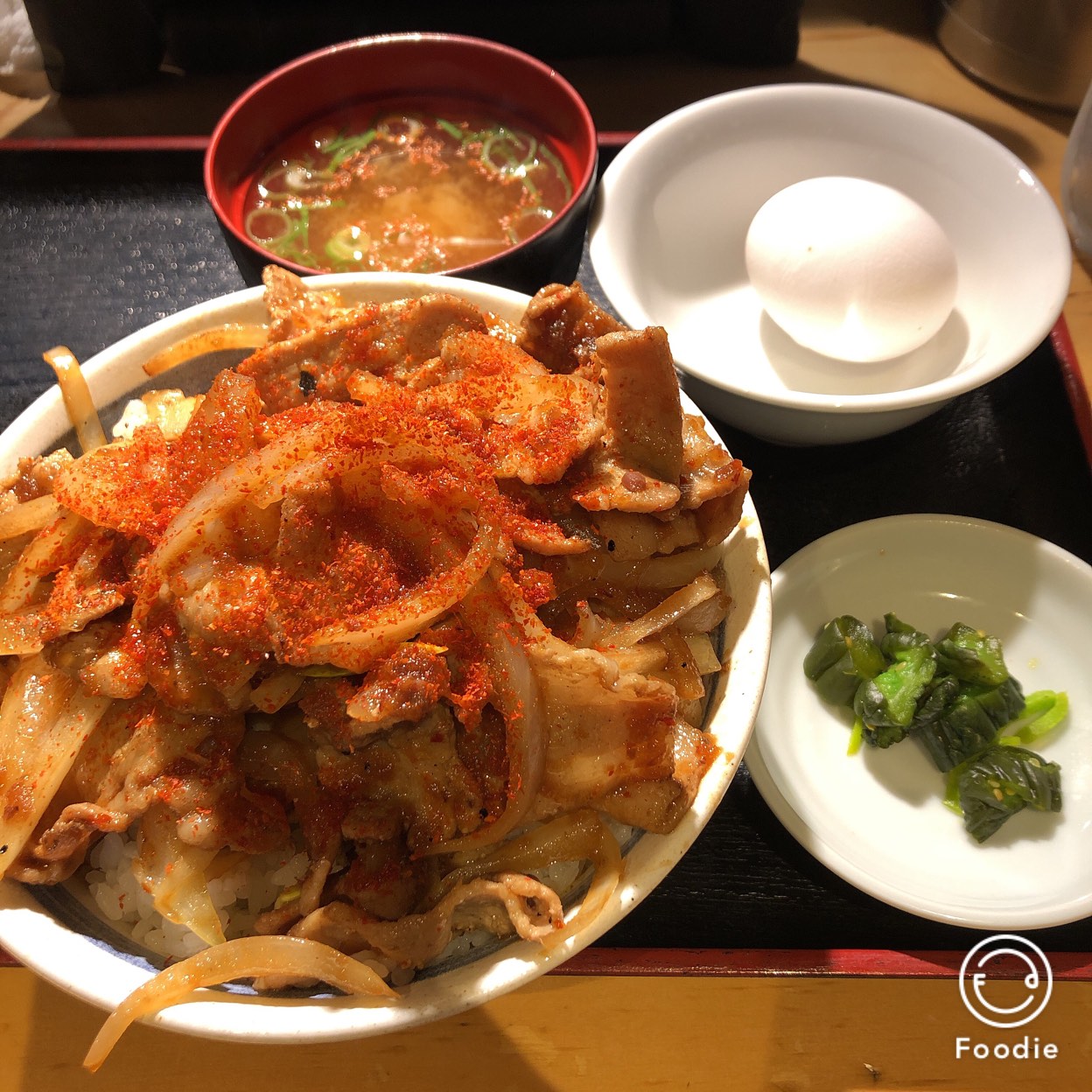 脂屋 肉八 三宮 北野 新神戸 ポートアイランド 三宮 神戸新交通 丼もの