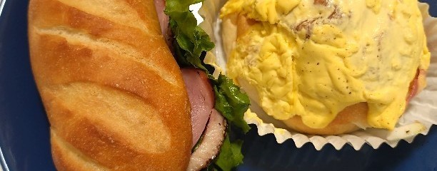 チャーリー パンの店