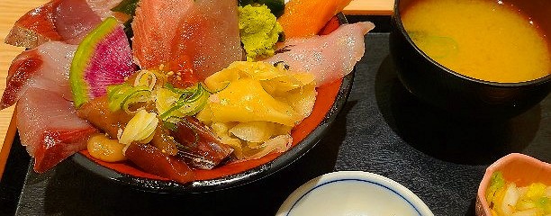 魚がし食堂 中央市場店