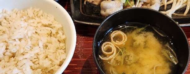 炭焼豚肉料理と焼酎 豚郎 伏見店