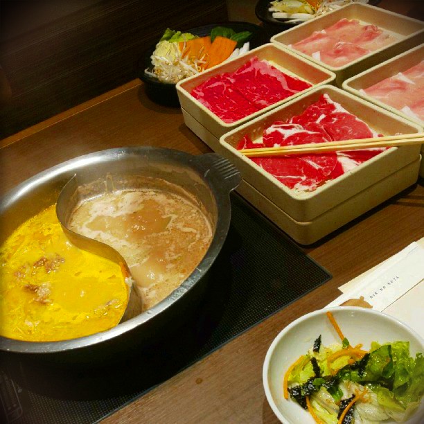 きんのぶた 木津川店 (奈良、生駒/平城山/しゃぶしゃぶ) きんのぶた 木津川店 (奈良、生駒/平城山/しゃぶしゃぶ)
