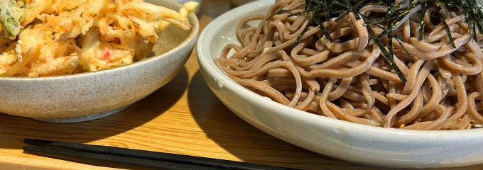 avo カレー＆そば（土井親方の 縁日）