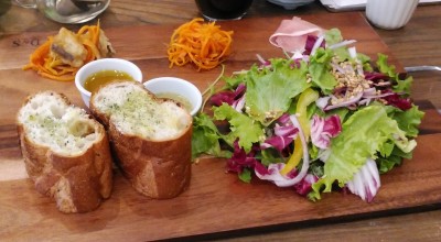 ザ コートヤード バイ マグ 松本駅 カフェ