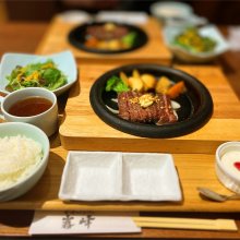 宮崎ステーキ霧峰 イオンモール盛岡南店の写真