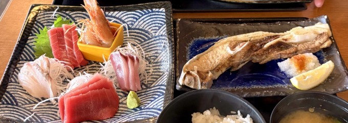 三崎「魚市場食堂」