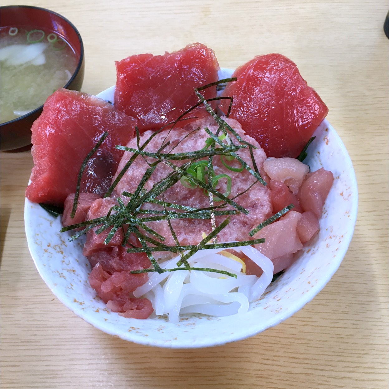 お 食事 処 山賀