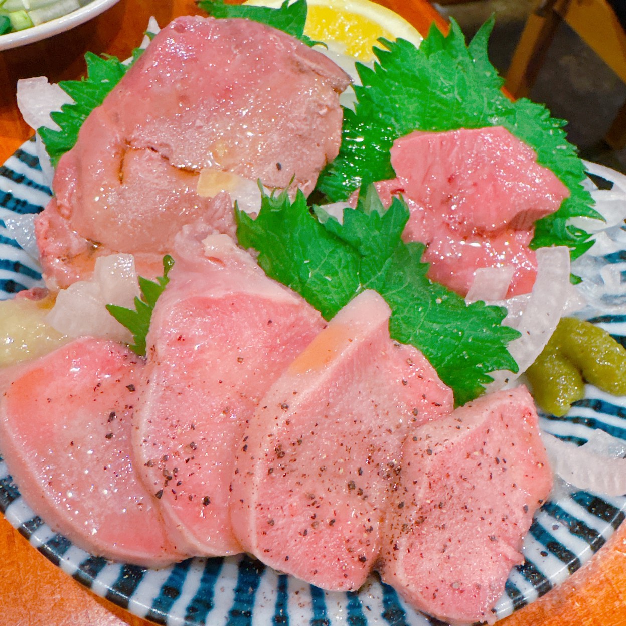 もつ焼きパラダイス 富士 神田店(神田/焼肉・ホルモン)＜ネット予約可＞ | ホットペッパーグルメ